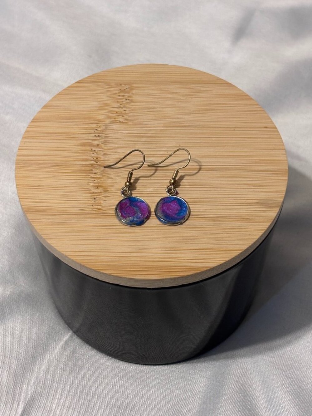 Blue Purple Swirl Round Dangle Earrings Gold Tone Hooks Handmade Look